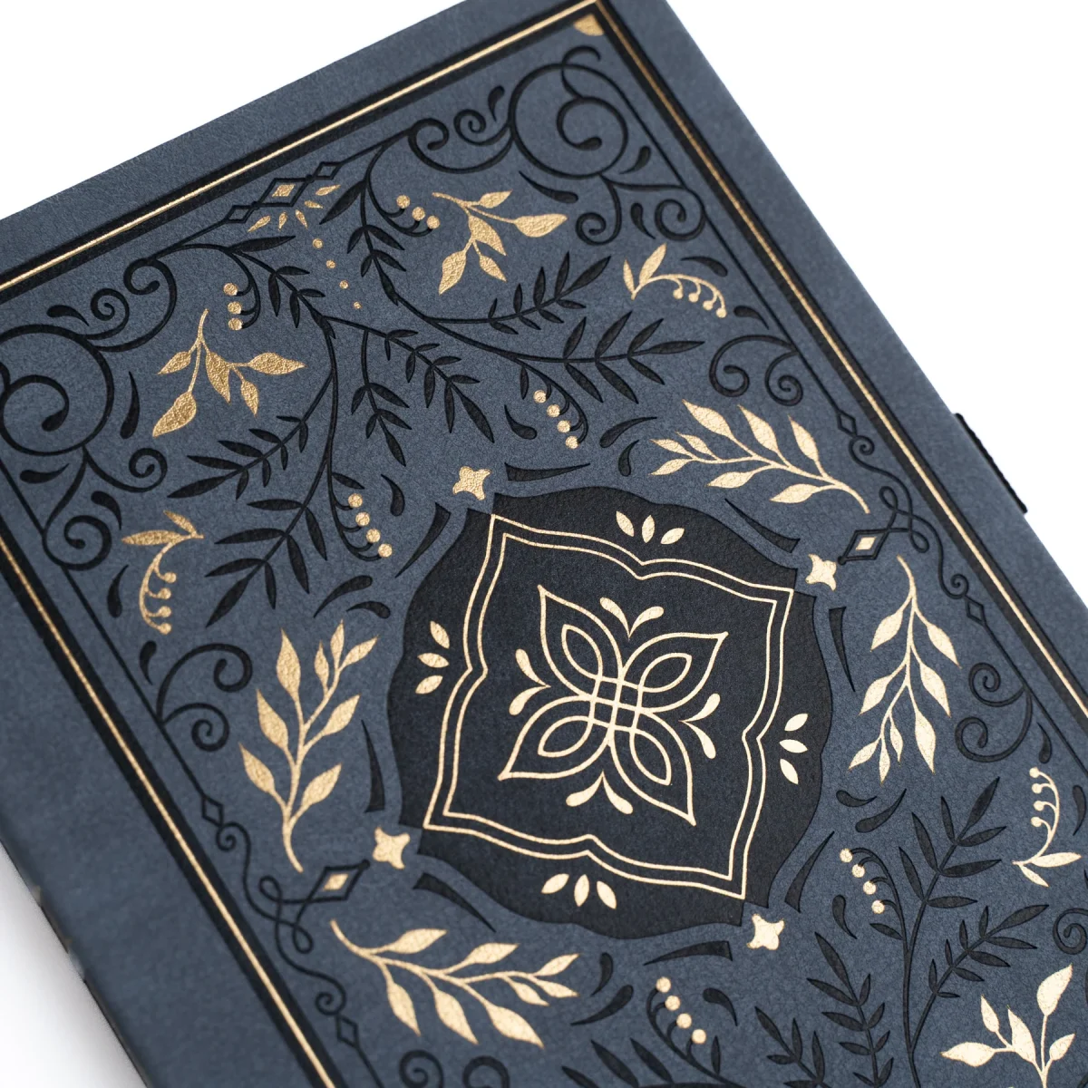 Archer & Olive - Everyday 2026 Storybook in Navy Dot Grid B5 (B5427)